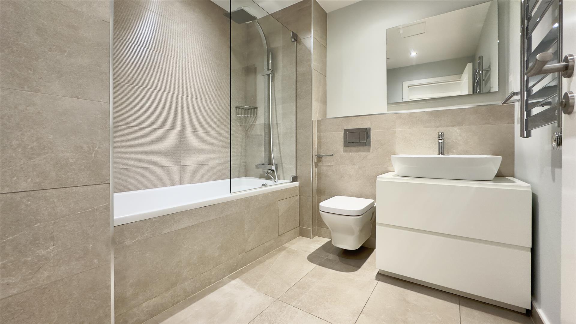 Image of Apartment - 3 Bedrooms - 2 Bathrooms for Sale in Midtown-Gibraltar, Image 11